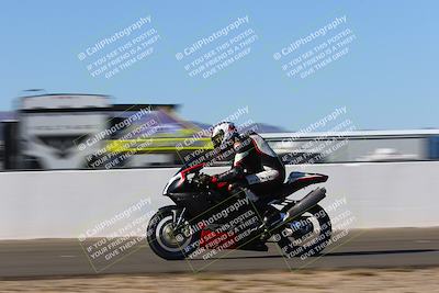 media/Jan-09-2022-SoCal Trackdays (Sun) [[2b1fec8404]]/Front Straight Speed Shots (1pm)/